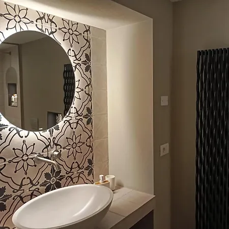 Charme Domus San Carlo Διαμέρισμα *